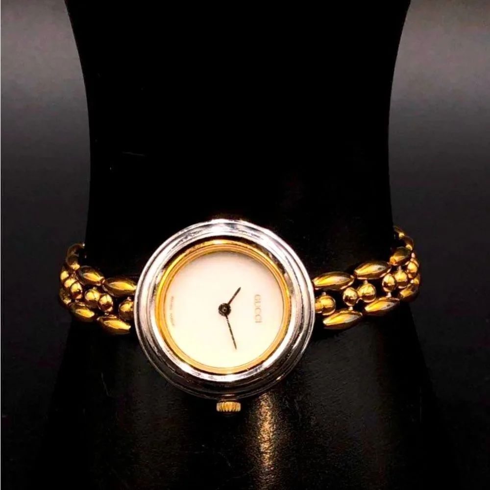 RARE COLLECTABLE Gucci luxury vintage watch